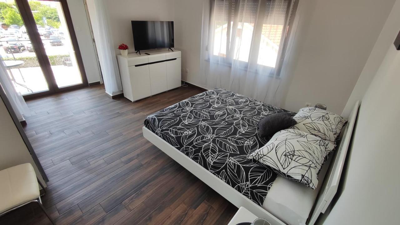 Viktor Rooms And Apartments Rovinj Dış mekan fotoğraf